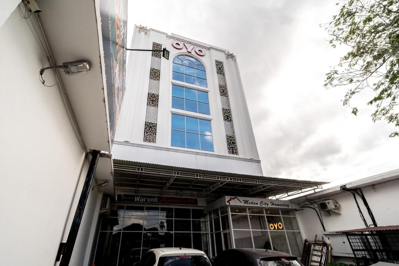 Oyo 291 Medan City Syariah Exteriör bild