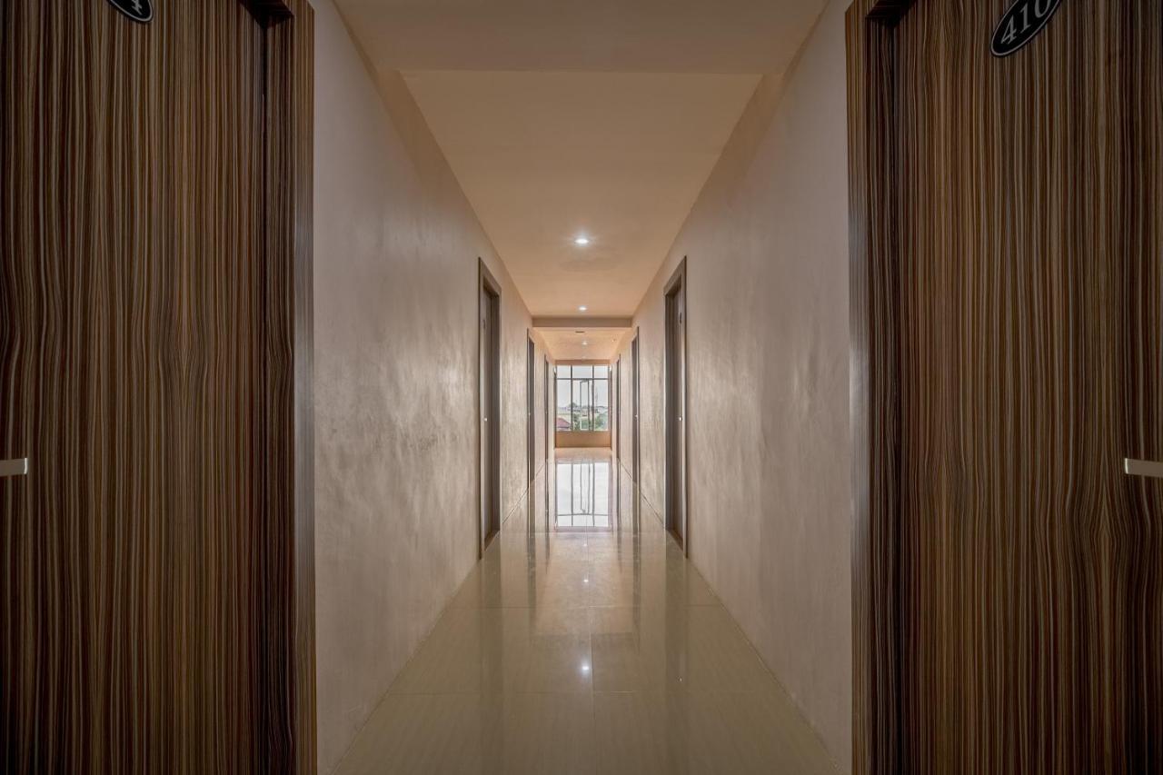 Oyo 291 Medan City Syariah Exteriör bild